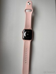 Apple Watch séria 5 40 mm - 3