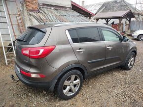 Kia Sportage 1.7  2012 - 3