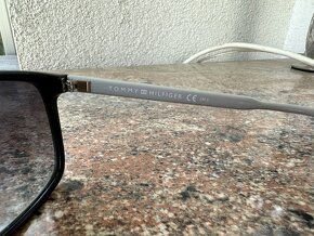 Slnečné okuliare Tommy Hilfiger Unisex - 3
