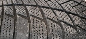 Predám 2ks jazdené zimné 265/50r19-110H Bridgestone z B.M.W - 3