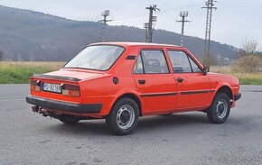 Skoda 120 GLS. - 3