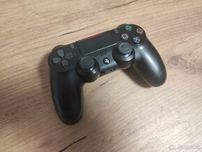 Ovládač playstation 4 - 3