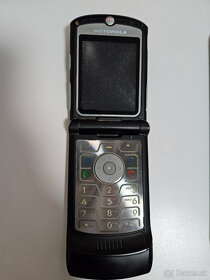 Motorola Razr V3 - 3