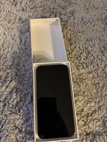 iPhone 13 128gb green - 3