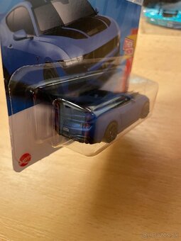 HotWheels Ford Mustang Dark Horse - 3