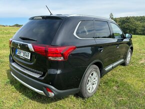 Mitsubishi Outlander - 3