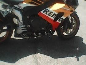 náhradné diely na Hondu CBR 1000rr - 3