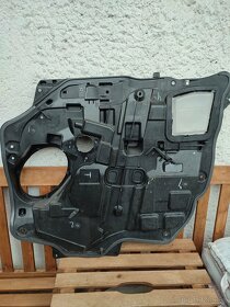 Mazda 5 (CR19, 2005-2010) Panel ĽP dverí vnútorný C2355997X - 3