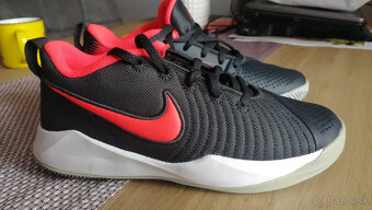 BASKET TENISKY NIKE 37,5 - 3