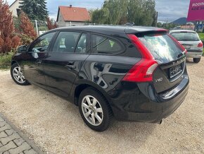 Volvo60,1,6d,84kw,9/2013 - 3