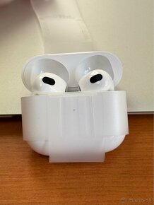 Apple AirPods 3. Generácie - nové, necely rok v záruke - 3