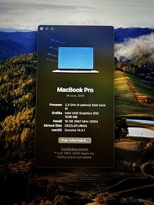 MacBook Pro 16” Touchbar 2019 i9 1TB SSD - 3