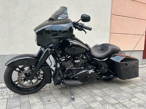 Harley Favidson Street Glide - 3