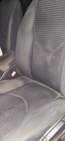 Kupim na Toyota Rav 4 interier,volant... - 3