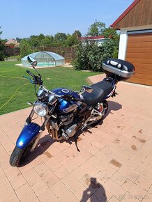 Suzuki GSX 1400 - 3