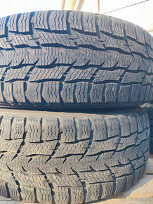 Predám zimné pneu. 215/60R16C - 3