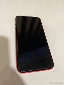 iPhone 13 RED 256 GB , výborný stav - 3