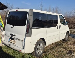 Opel Vivaro 2.5cdti 8miest - 3