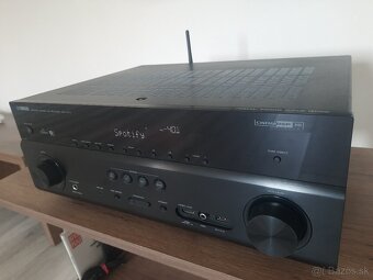 Predám 7.2 AV receiver Yamaha RX-V 777 - 3