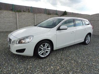 Volvo V60 2.0D3 V5 135PS AUT EXTRA STAV - 3