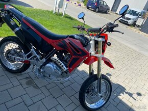 Yuki 250 SM Supermoto motard - 3