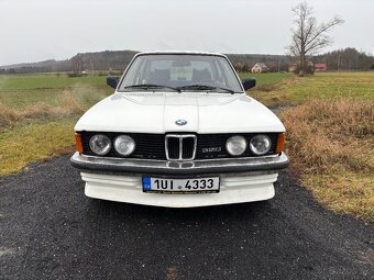 BMW 320 e21 - 3