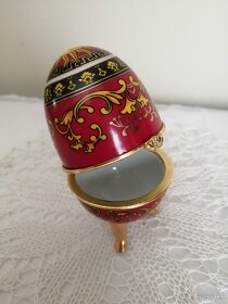Dóza vajíčko s bohatým dekorom - 3