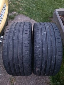 225 35 R19 pneu Nokian - 3