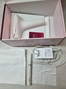 Philips Lumea IPL epilátor so zastrihávačom - ako nový - 3