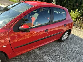 Predám Peugeot 206 - 3