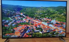 Predám Smart televízor Panasonic TX 55EX603E - 3