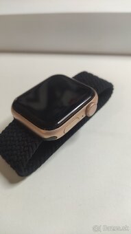 Apple Watch SE - 3