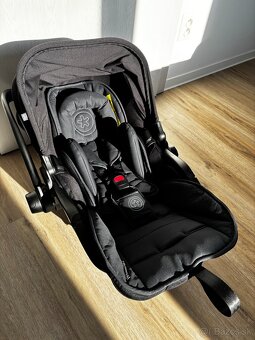 KIDDY Autosedačka Evoluna i-size 2 + Isofix základňa - 3