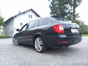 Predám Škoda Superb combi 2.0TDI Elegance - 3