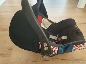 Vajicko Britax - 3