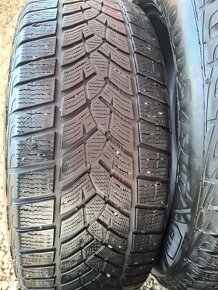 235/60 R18 Goodyear Ultra Grip zimné. - 3