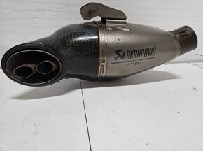 Akrapovic MT07 - 3