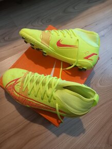 Kopačky Nike JR Superfly 8 club FG/MG - 3