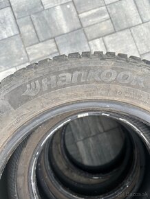 Predam zimne 185/60 R15 pneumatiky - 3