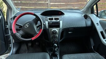 Toyota Yaris 1.33 VVTi, 1. majiteľ, 146.000 km, 6-rýchlostná - 3