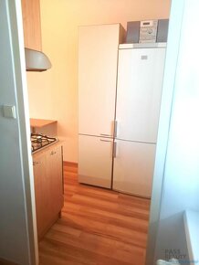 Predaj 3,5i bytu ( 90,31 m2 ) s LOGGIOU,blízko OC VIVO,Kucha - 3