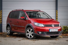 Volkswagen Touran Cross 2.0TDI - 3