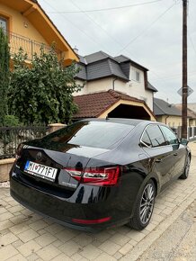 ŠKODA SUPERB 2.0 tdi STYLE DSG automat - 3