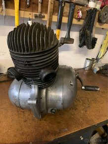 Motor jawa 250/353 - 3