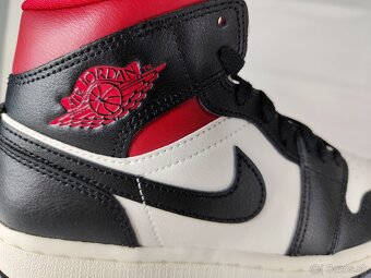 Nike Air Jordan 1 Mid - 3