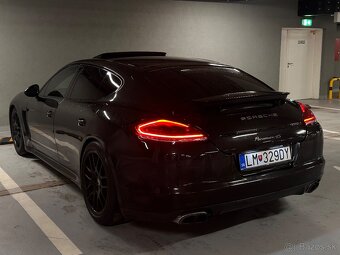 Porsche Panamera 4s 4.8 400ps - 3