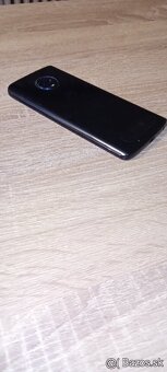 Motorola G6 / 3/32GB TOP stav - 3