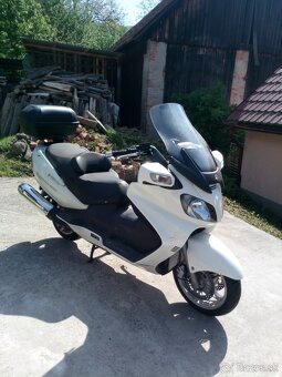 Suzuki Burgman 650 Executive r.v.2012 ABS - 3