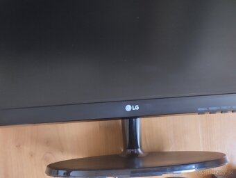 Full HD LED Monitor LG 24M38D-B - 3