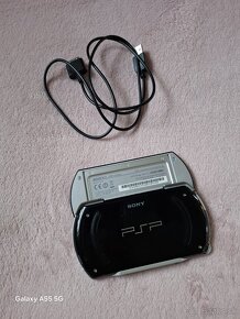 PSP GO - 3